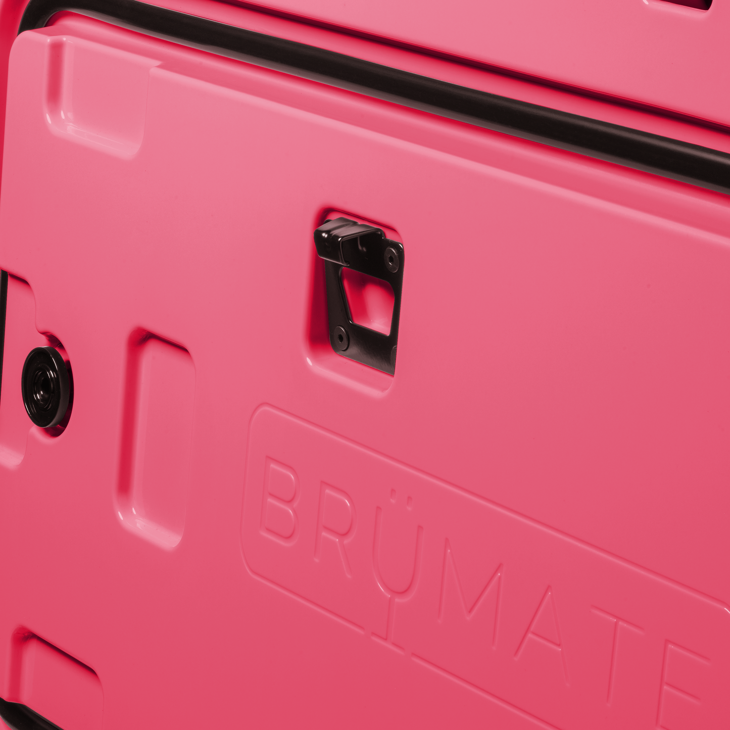 brutank-f2 brutank-55qt-neonpink-bottle-opener.png